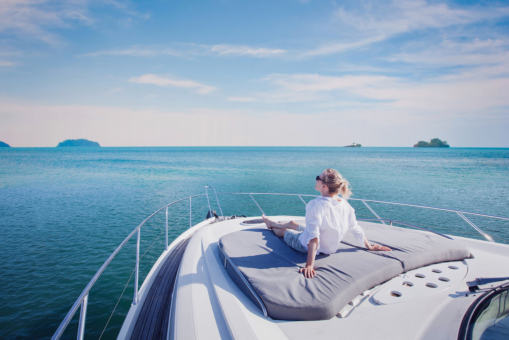 Why You Should Consider Charting a Yacht